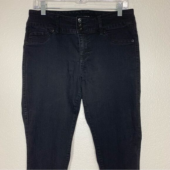 Torrid Denim Black High Rise Skinny Jeggings - Picture 3 of 13